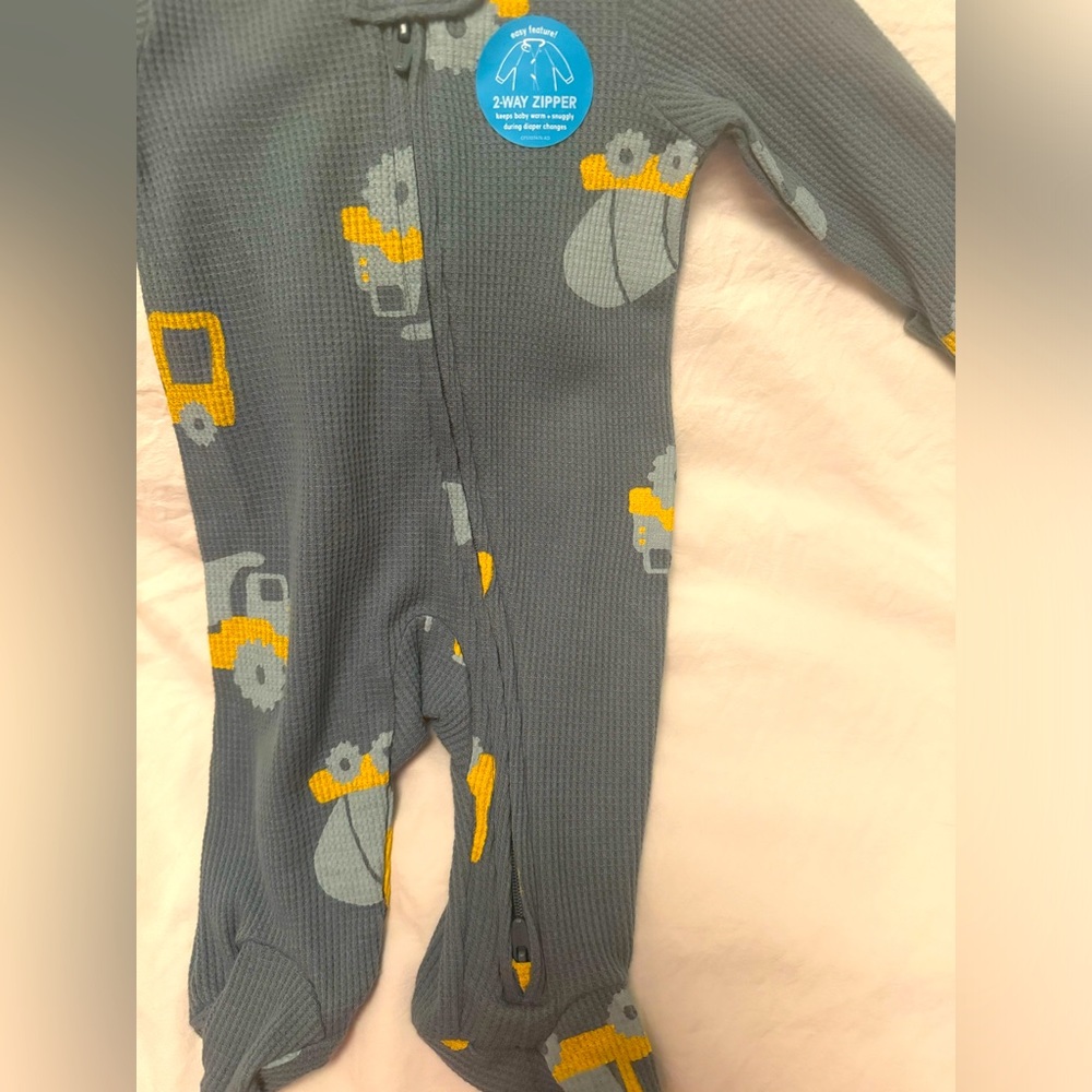 Carter’s 2 way zip  Construction Cars sleep and play pajamas